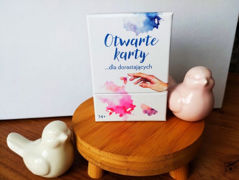 „Otwarte karty… dla dorastających”  (rozmowa, nastolatki)